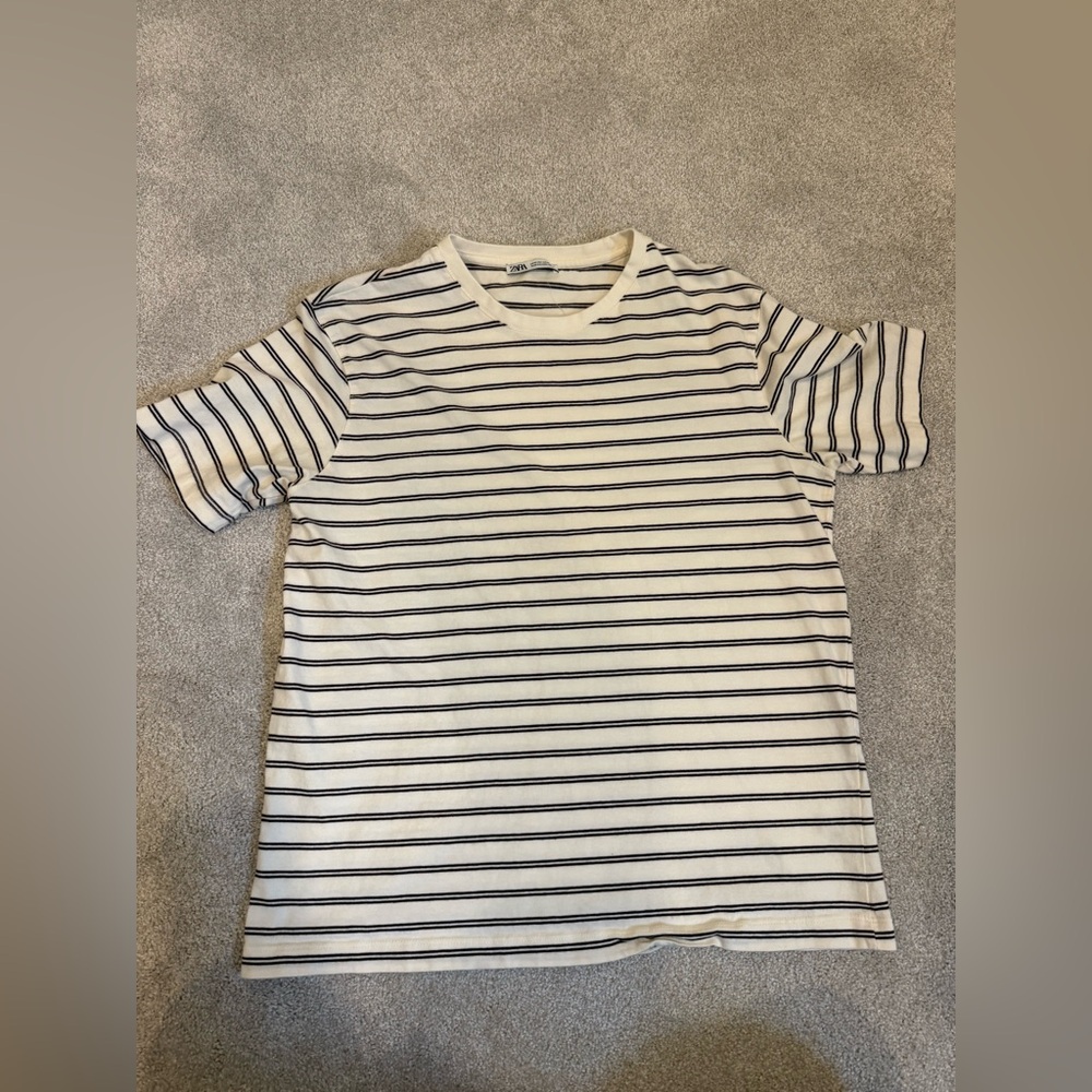 Zara Men's Short Sleeve Crewneck Tee